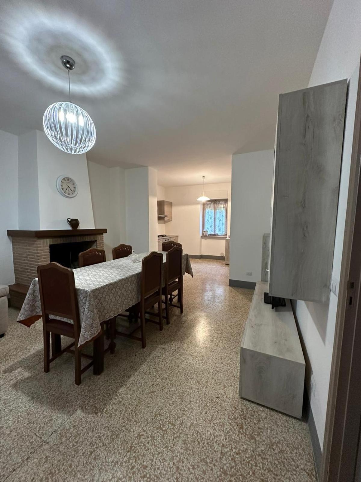 Casa Vacanze "La Torre" Cascia Luaran gambar
